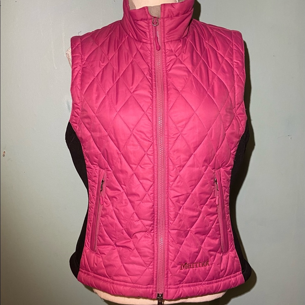 Women’s Marmot Kitzbuhel Quilted vest pink with black fleece sides Sz Medium